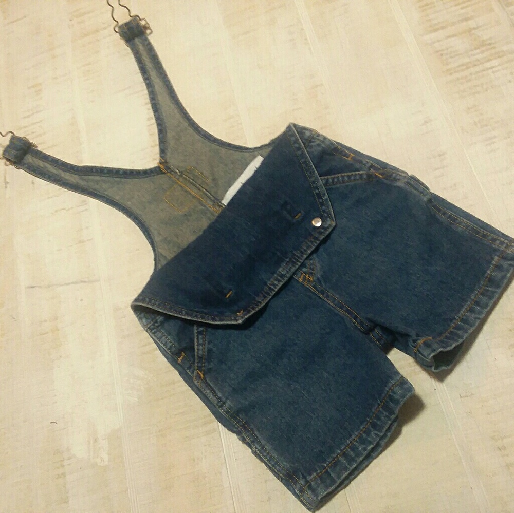 Levis jean overall shorts size 18m